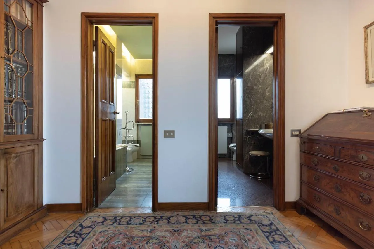 Palazzo Cecchi Luxury Apartment Florence