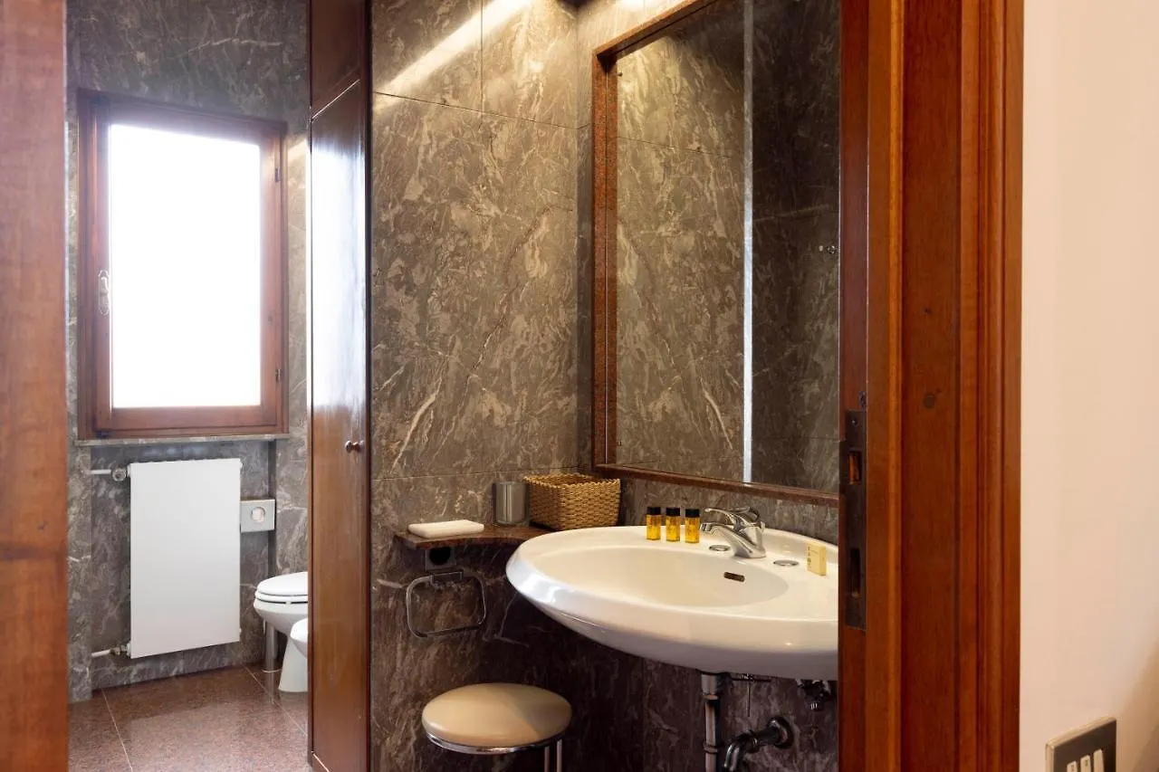 Palazzo Cecchi Luxury Apartment Florence Italy