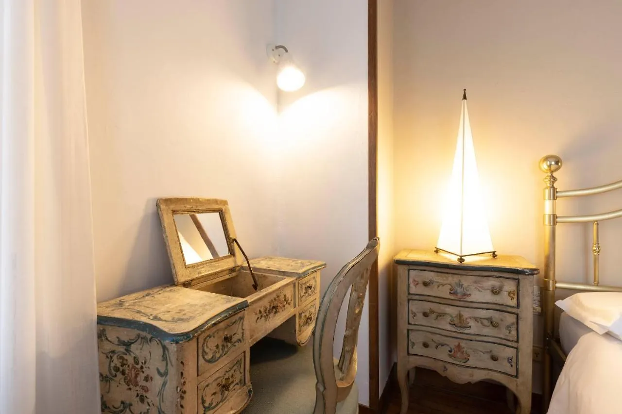 Palazzo Cecchi Luxury Apartment Florence