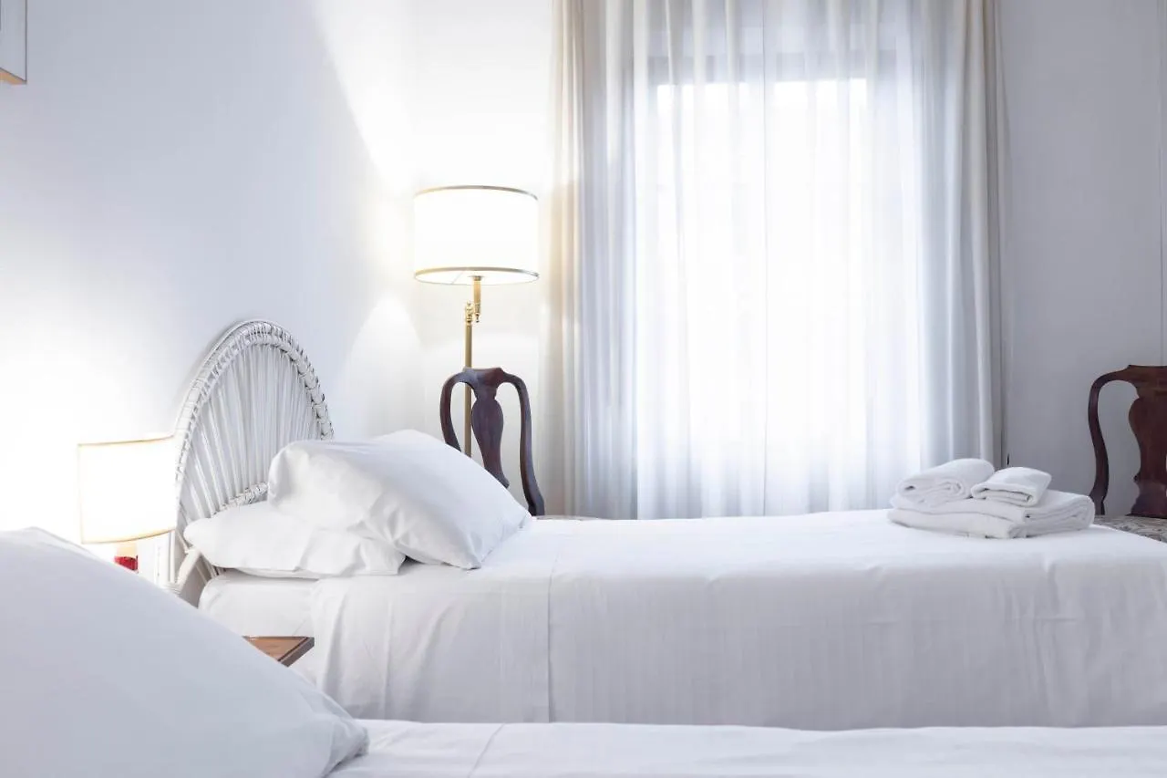 Palazzo Cecchi Luxury Apartment Florence