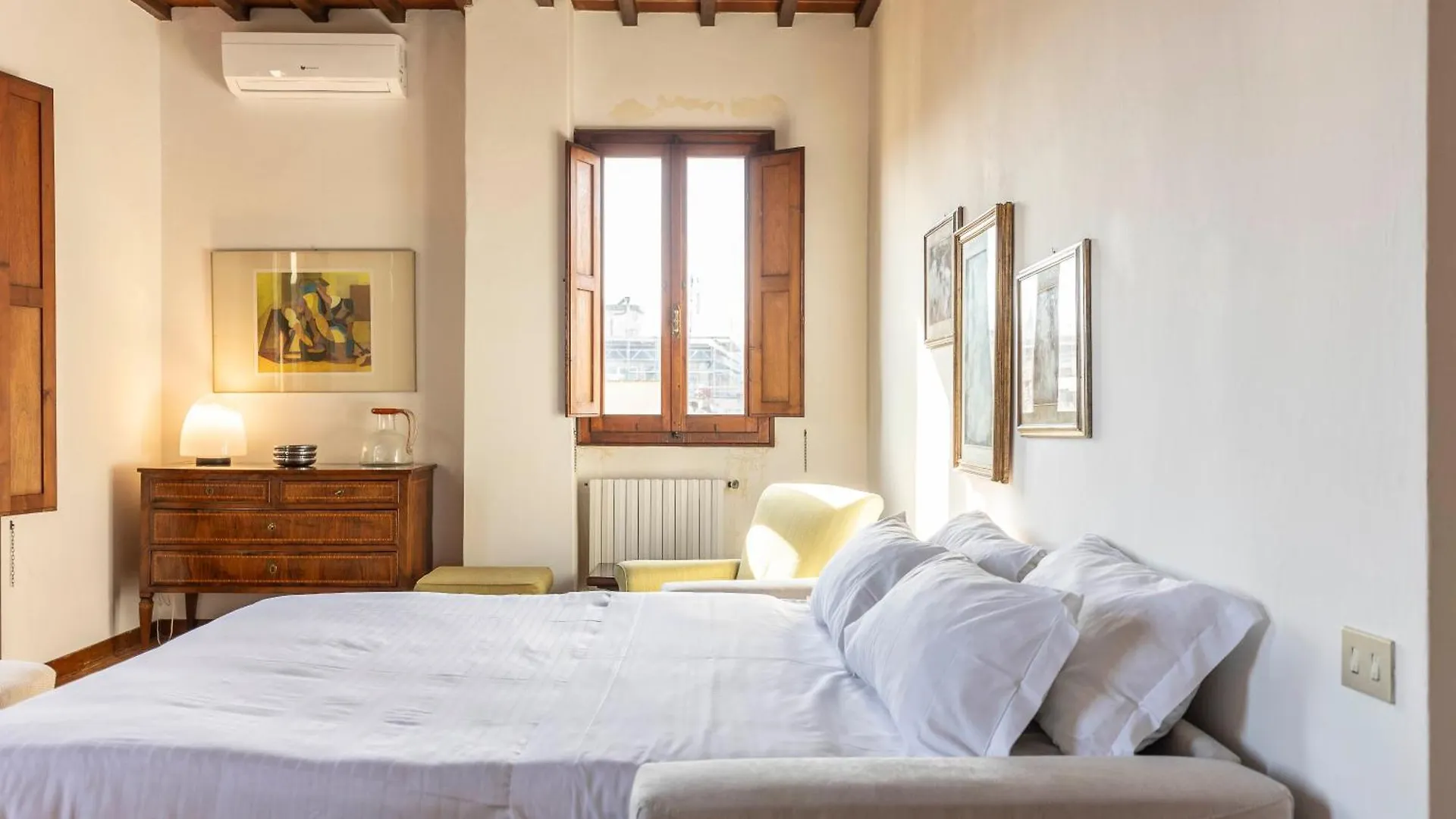 Palazzo Cecchi Luxury Apartment Florence 0*,  Italy