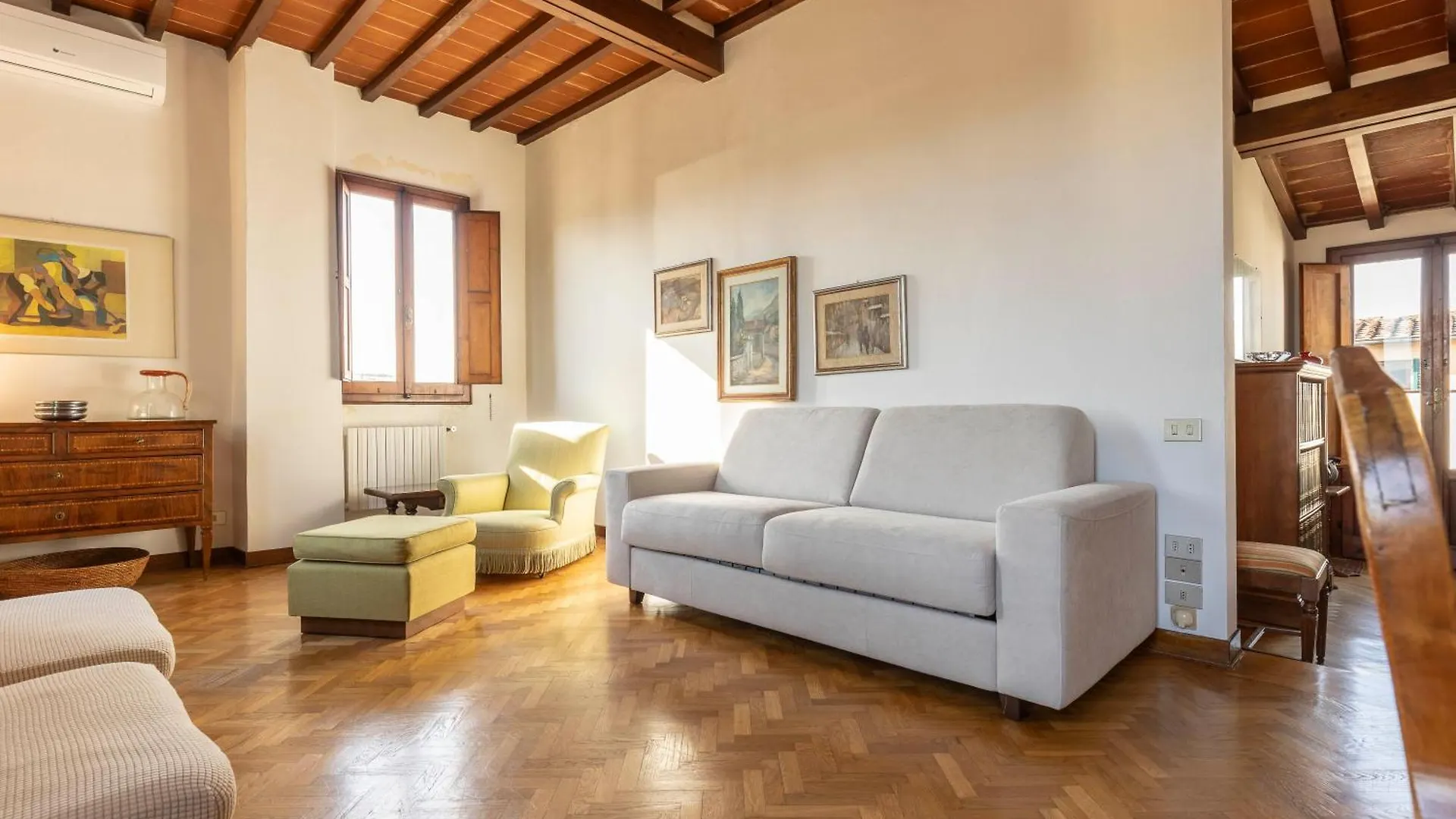 Palazzo Cecchi Luxury Apartment Florence Italy